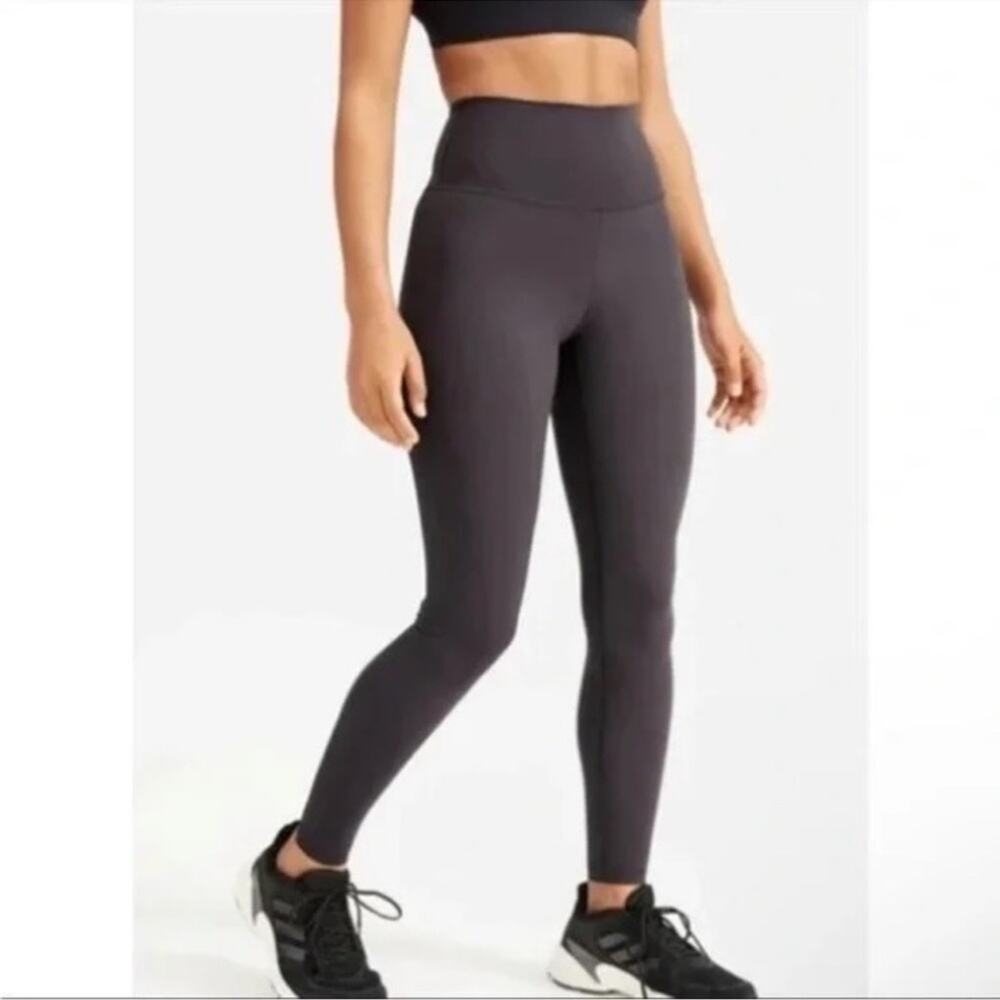 Everlane ReNew The Performance Leggings
